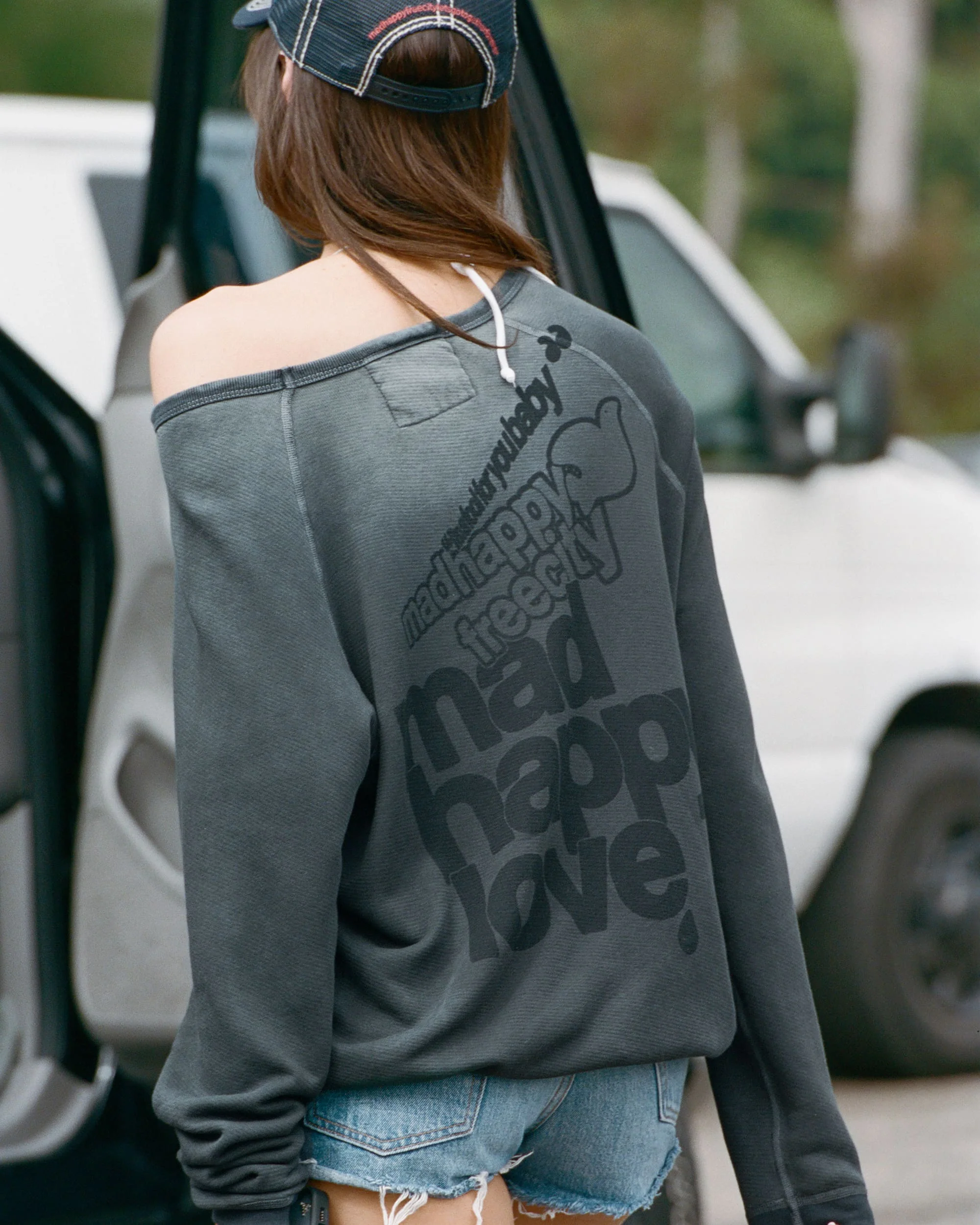 FREECITY Fleece Crewneck - Image 4