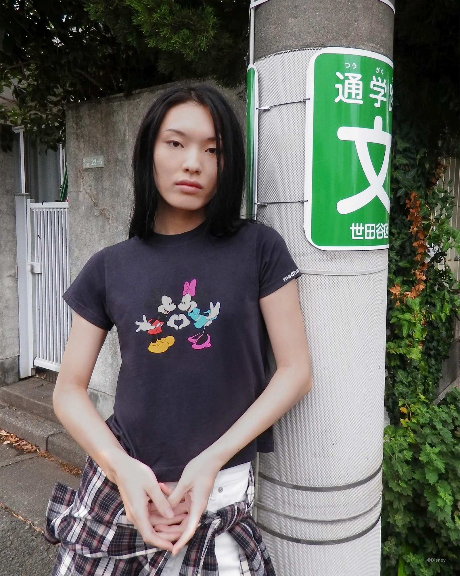 Mickey Mouse and Minnie Mouse Shrunken Tee - Image 3