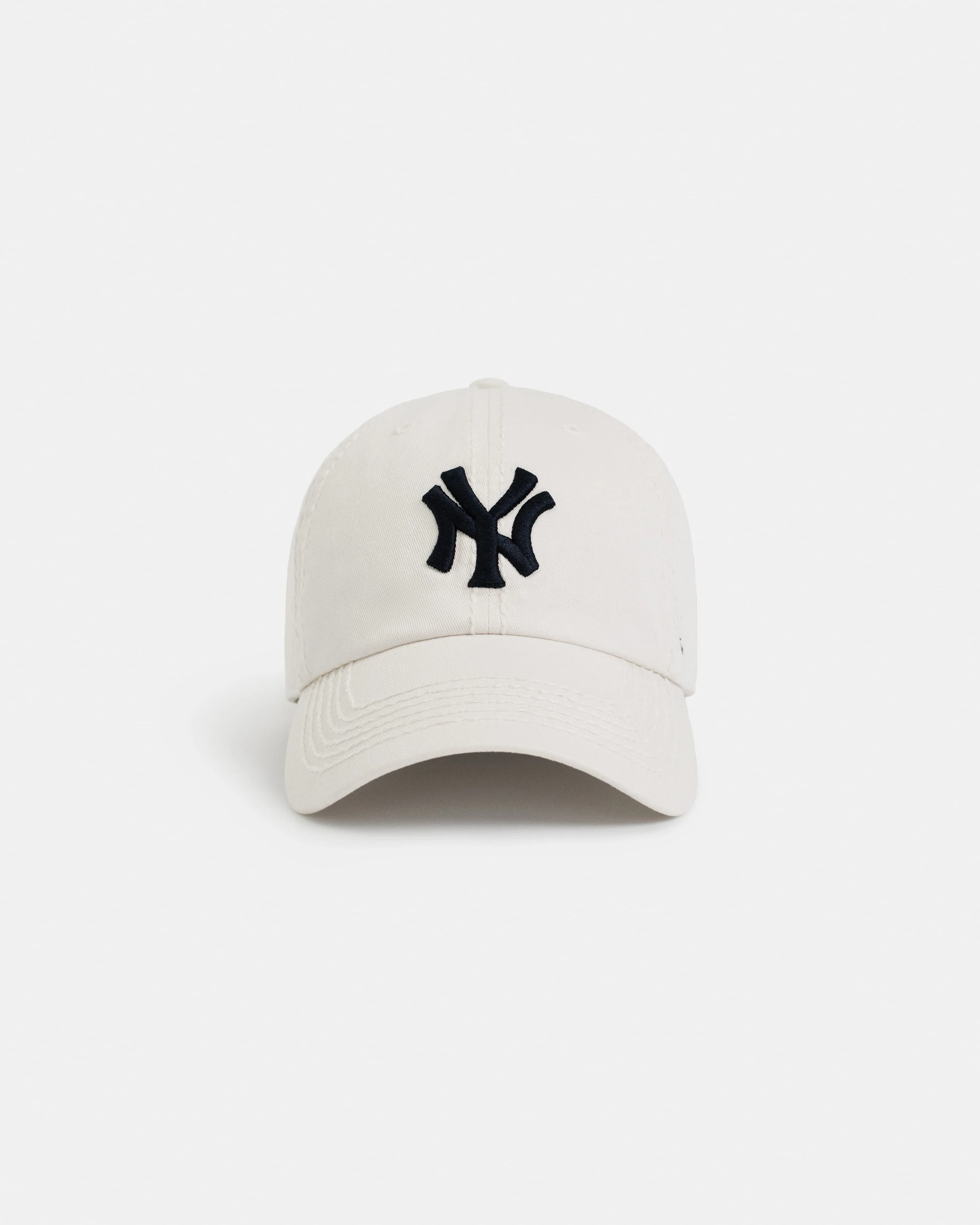 Yankees Washed Bowtie Hat - Image 2