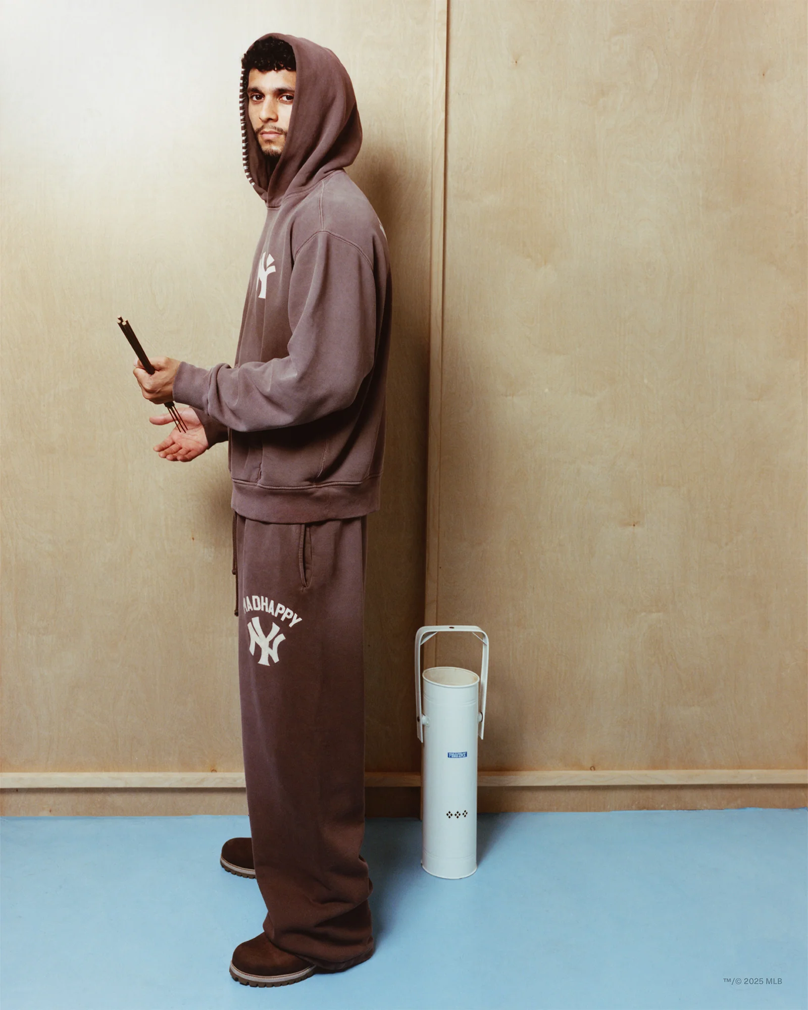 Yankees Washed Straight Sweatpant - Image 3